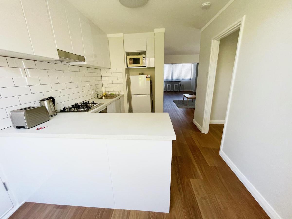 Studio 101 - First Floor Fremantle Studio Apartment מראה חיצוני תמונה